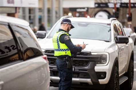 Texters And Red Light Runners Caught In Hobart Cbd Police Sting Pulse Tasmania