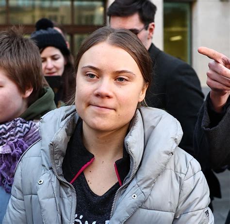 Greta Thunberg Erh Lt Goldene Kamera In Berlin Welt