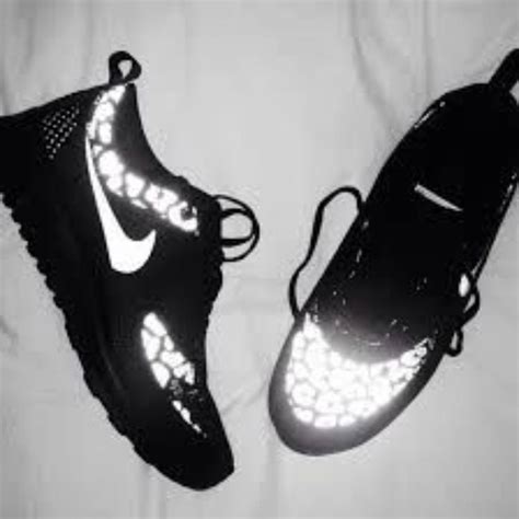 Nike Women’s Air Max Thea Black | Nike shoes women, Nike free shoes ...