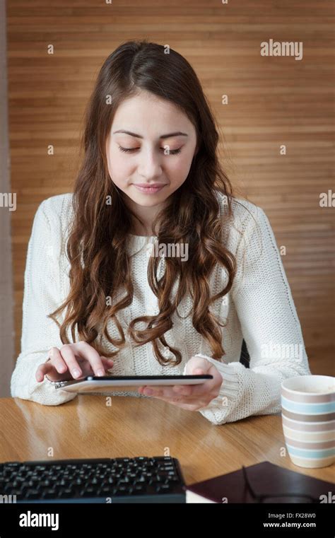 Business Woman Using Computer Hi Res Stock Photography And Images Alamy