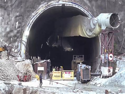 Uttarakashi Tunnel Collapse Rescue Operation May Take 2 3 More Days