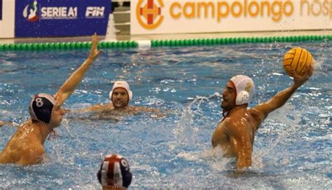 Pallanuoto La Rari Nantes Salerno Batte 11 7 LIren Genova Quinto