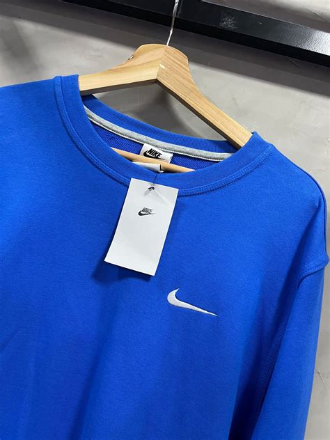 MOLETOM NIKE MINI SWOOSH AZUL GOLA CARECA JNoriginalshop