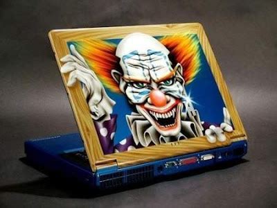 I Have Seen The Whole Of The Internet: Cool Laptop Skins