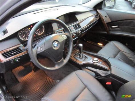 Black Interior 2006 BMW 5 Series 530xi Wagon Photo #62655900 | GTCarLot.com