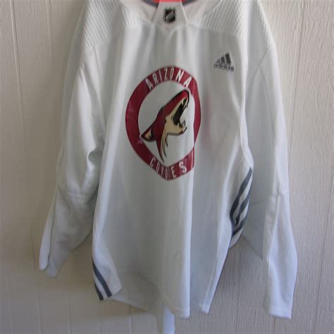 Arizona Coyotes worn white Adidas size 56 practice jersey (no patch ...