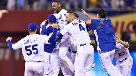 Replay Updates From The Royals Wild Card Game Win The Kansas City Star