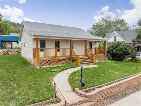 S Th St Hot Springs SD Homes