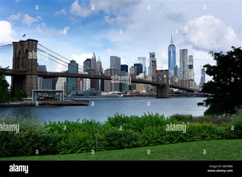 Manhattan skyline from Brooklyn, NY Stock Photo - Alamy