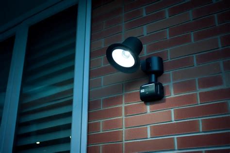 Best Outdoor Motion Sensor Lights Battery Operated: Safety First