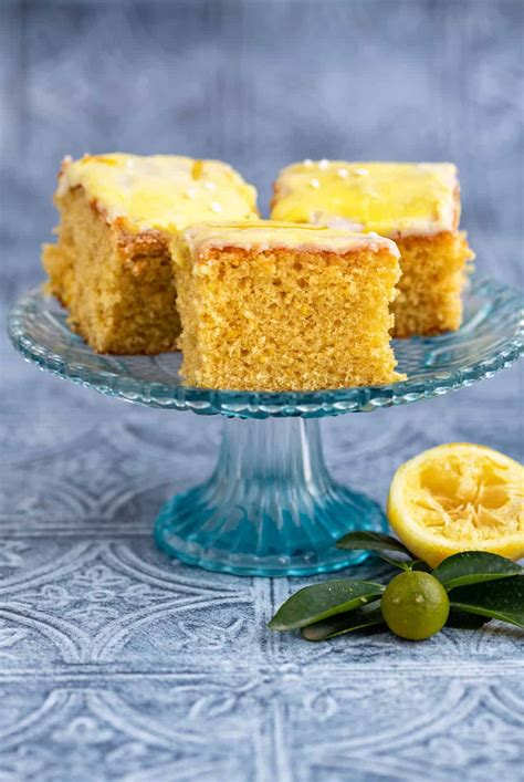 Lemon Drizzle Traybake Supergolden Bakes