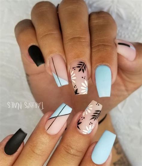 Pin de Britney Szekley en Beauty en 2022 Manicura de uñas Manicura