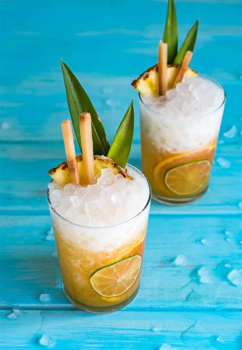 Island Dreamsicle Cocktail #AlohaFriday