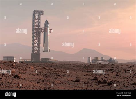 SpaceX Starship on Mars Stock Photo - Alamy