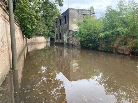 Maltempo Monza Traffico In Tilt Il Video Del Lambro In Piena Il