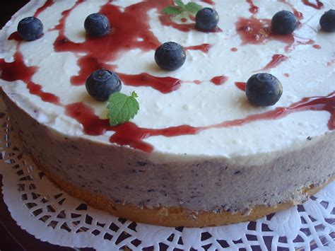 Micul In Bucatarie Tort Cu Crema De Iaurt Si Afine