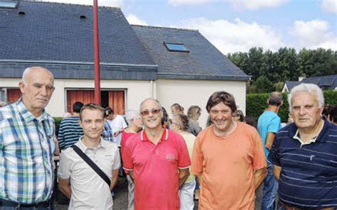 Comité des fêtes 130 convives au cochon grillé Le Télégramme