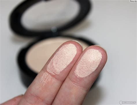 Пудра компактная Revlon ColorStay Pressed Powder для лица матирующая