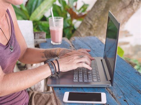 How To Improve And Maintain Your Health As A Digital Nomad