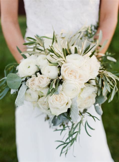 Delicate Wedding Bridal Bouquets to Make You Wow - MODwedding | Wedding ...