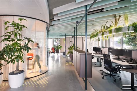 The Treehouse Workplace Ippolito Fleitz Group Archdaily