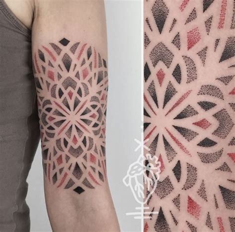 Tattoo Circle | Dot work mandala, Mandala tattoo, Tattoos