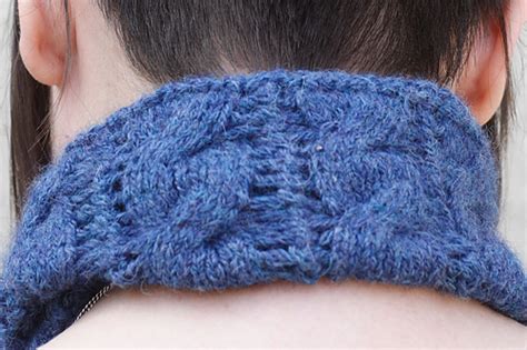 Ravelry: Merlon Cowl pattern by Amy Klimt