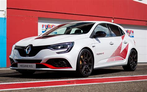 Renault Megane Rs Trophy R Fonds D Cran Et Images Hd Car Pixel