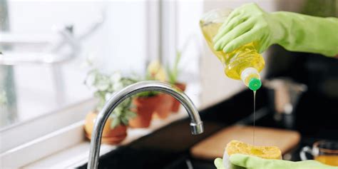 6 Best Dishwashing Liquid Brands - Review & Price List 2023