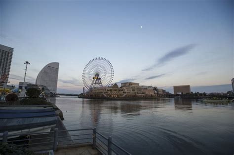 Yokohama – Minato Mirai Ferris Wheel | Yokohama, Ocean, Sunrise