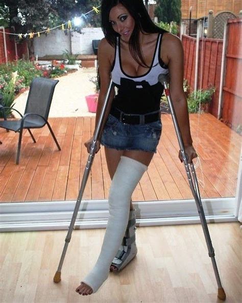 All Images How To Walk On Crutches With A Broken Ankle Latest