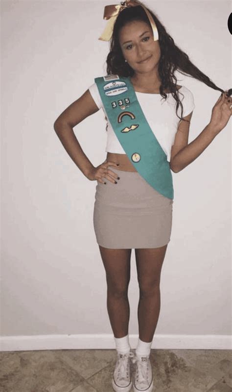 86 Easy College Halloween Costumes That Are Perfect for Any College ...