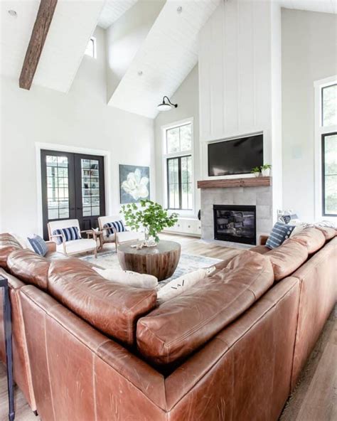 Modern Farmhouse Living Room With Shiplap Vaulted Ceiling Soul And Lane