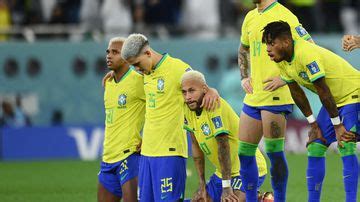 Brasil Joga Mal Perde Nos P Naltis Para A Cro Cia E Est Fora Da Copa