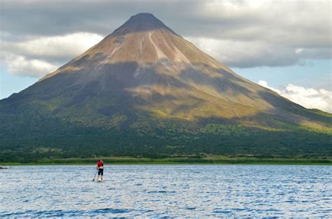 ARENAL VOLCANO NATIONAL PARK | WANNARIDE