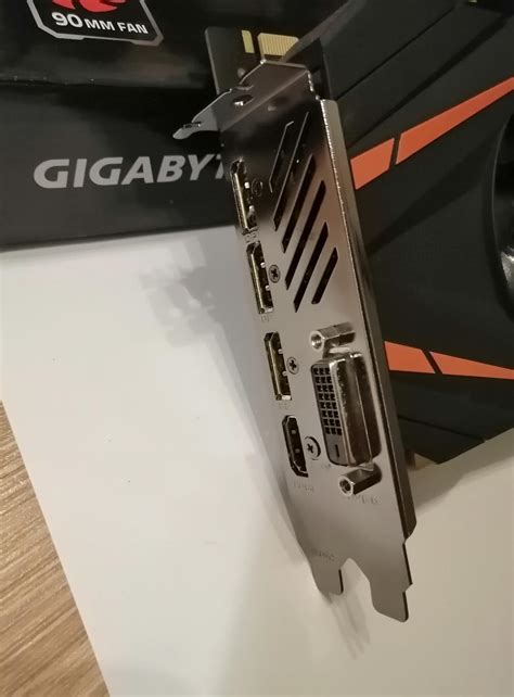 Pln Funk N Grafika Gigabyte Geforce Gtx Mini Itx Gb Gddr X Aukro