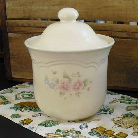 Vintage Pfaltzgraff Tea Rose Canister And Lid Kitchen Food Etsy