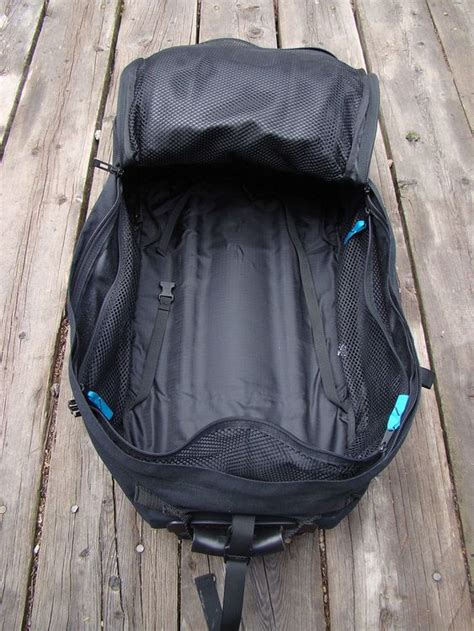 Sold - Eagle Creek Rolling Duffel