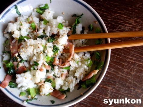 つい食べちゃう♪栄養豊富な「小松菜の混ぜご飯」レシピ（フーディストノート）