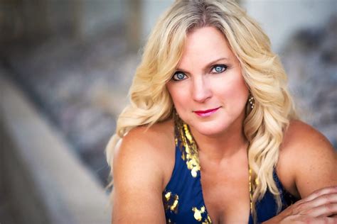 8 Astounding Facts About Rhonda Vincent