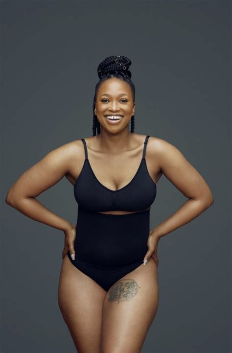 Hot Sexy Zola Nombona Bikini Pics