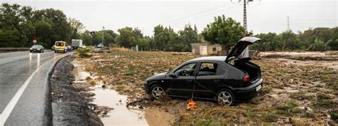 Mit Starkregen Gewittern Und Orkanb En Fegt Ein Unwetter Am Wochenende