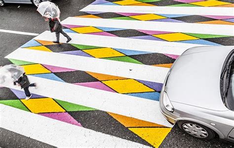 Artista Transforma Faixas De Pedestre Cores Em Madrid Deixando Ruas