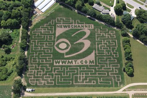 Find Corn Mazes in Richland Michigan - Gull Meadows Farms in Richland ...