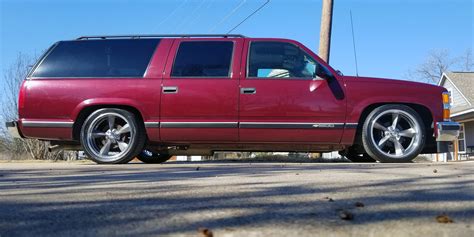 Chevrolet Suburban 1500 Retro Series 700 Gallery Socal Custom Wheels