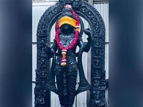 Inch Tall Ram Lalla S Idol Arrives In Ayodhya