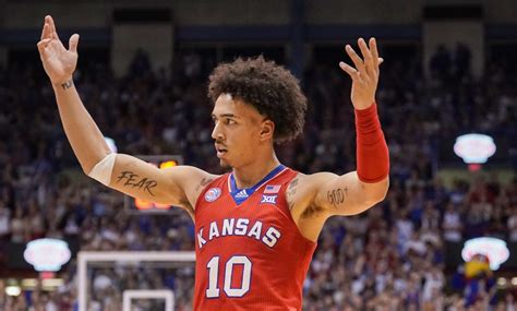 Joe Lunardi's Latest Bracketology Keeps Kansas as Top Seed