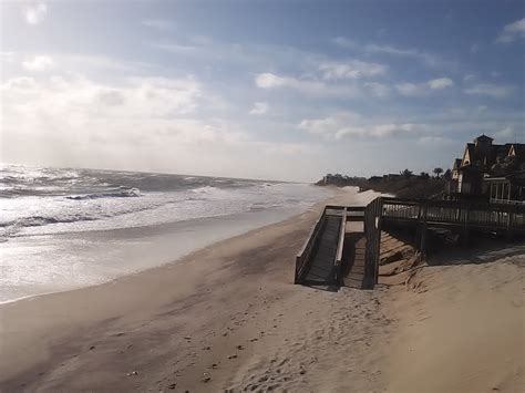 The Treasure Beaches Report Direct From Floridas Treasure Coast 3820 Report Higher Surf