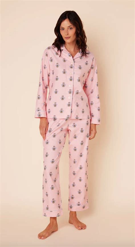 The Cats Pajamas Womens Queen Bee Flannel Classic Pajama Set In Pink