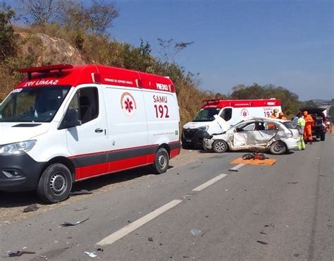 Batida Entre Carro E Caminhonete Deixa Tr S Mortos E Um Ferido Na Mg